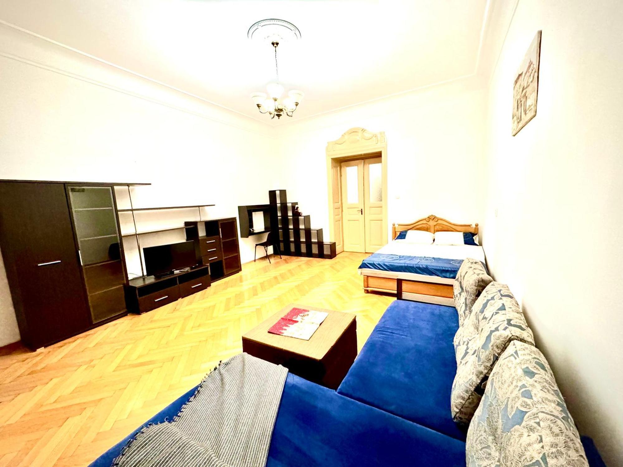 Luxury Apartment Near Rynok Square Lwów Zewnętrze zdjęcie
